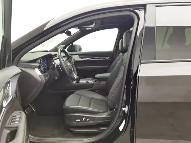 Cadillac XT6 — Фото автомобиля 10