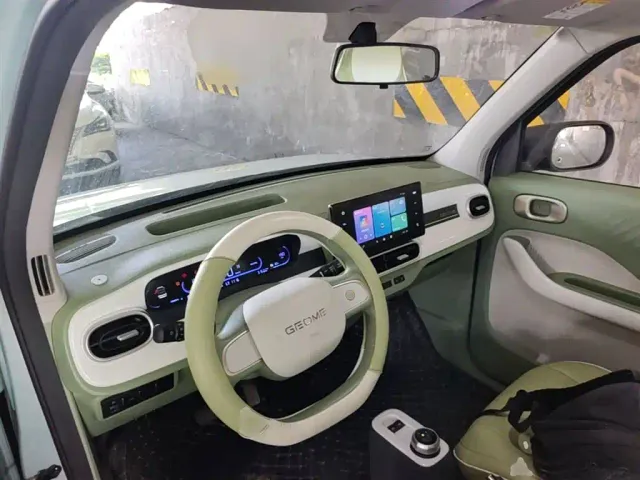 Geely Panda — Фото автомобиля 9