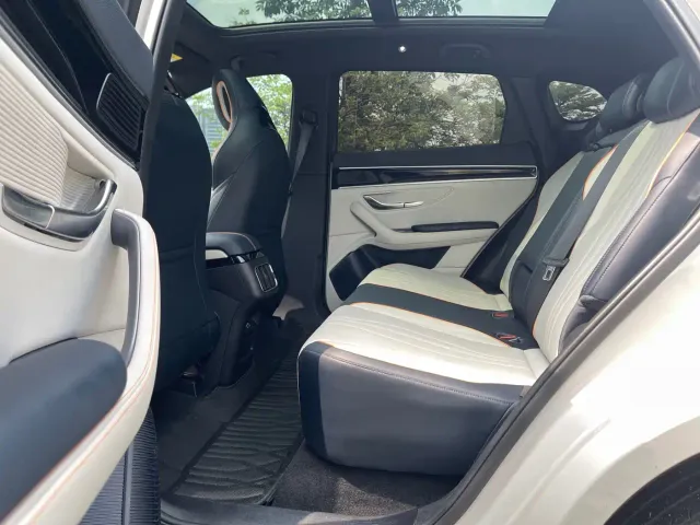 BYD Song PLUS — Фото автомобиля 8