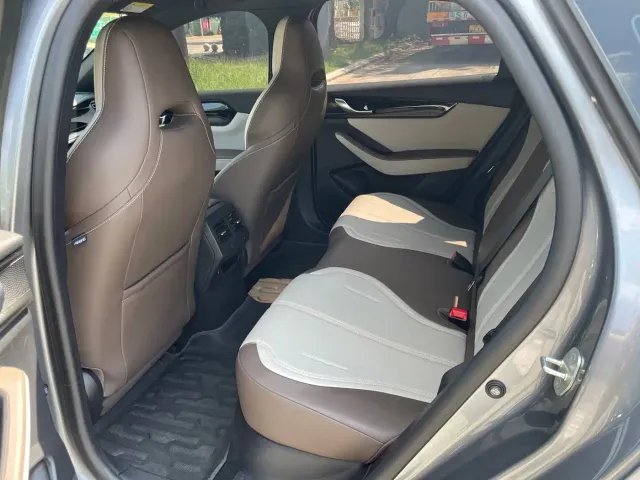 BYD Qin PLUS — Фото автомобиля 13