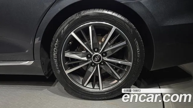 Hyundai Grandeur Новый Grandeur IG — Фото автомобиля 20