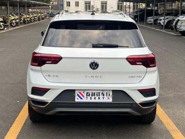 Volkswagen T-Roc — Фото автомобиля 5
