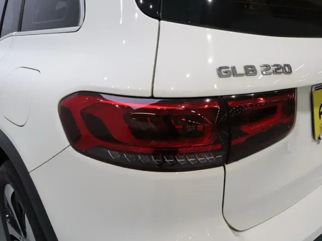 Mercedes-Benz GLB-Class — Фото автомобиля 12