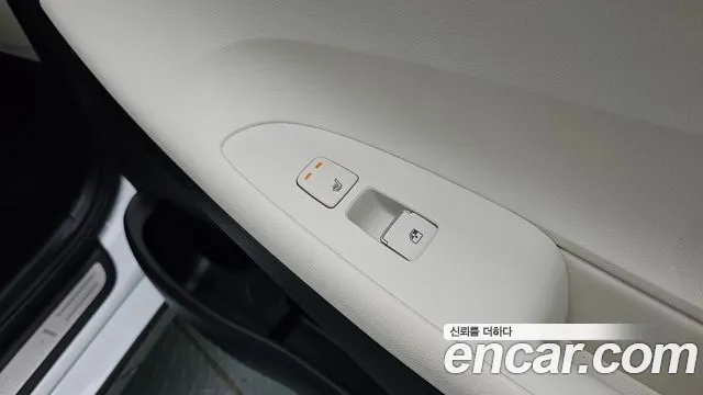Hyundai Grandeur Grandeur (New) — Фото автомобиля 24