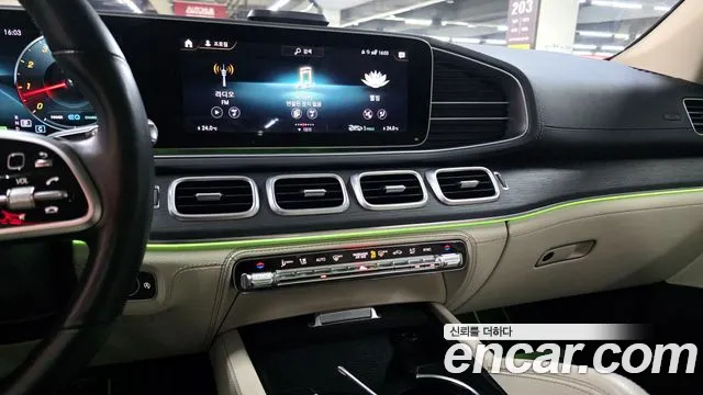 Mercedes-Benz GLE-Class — Фото автомобиля 14