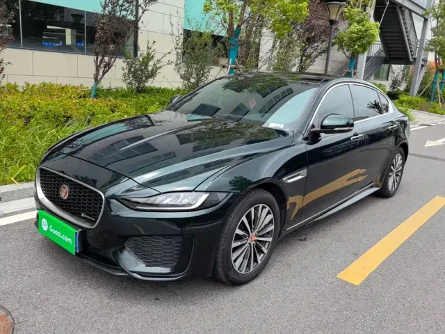 Фотография автомобиля — Jaguar XEL