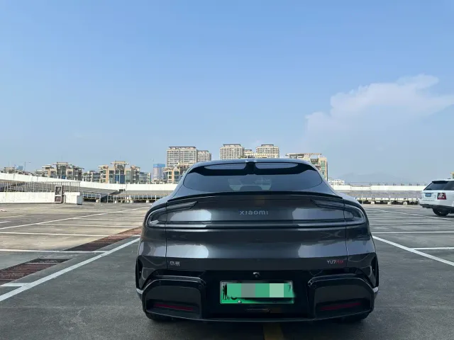 Xiaomi YU7 — Фото автомобиля 11