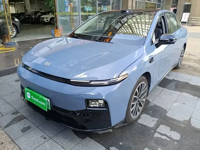 Фотография автомобиля — Leapmotor B01