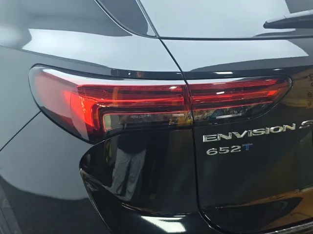Buick Envision S — Фото автомобиля 8