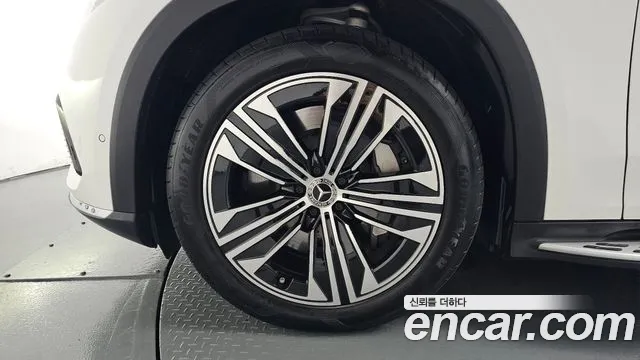 Mercedes-Benz EQS — Фото автомобиля 4