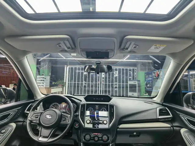 Subaru Forester — Фото автомобиля 7