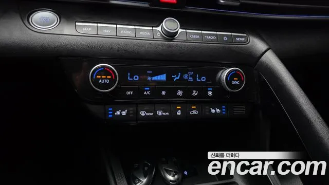 Hyundai Avante CN7 — Фото автомобиля 23