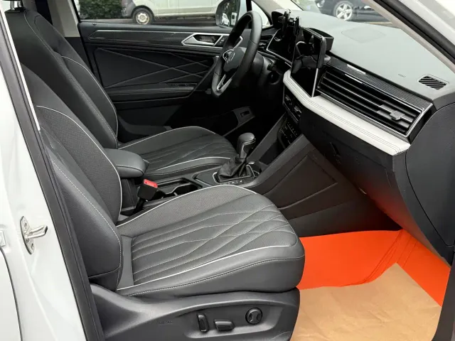 Volkswagen Tiguan L — Фото автомобиля 14