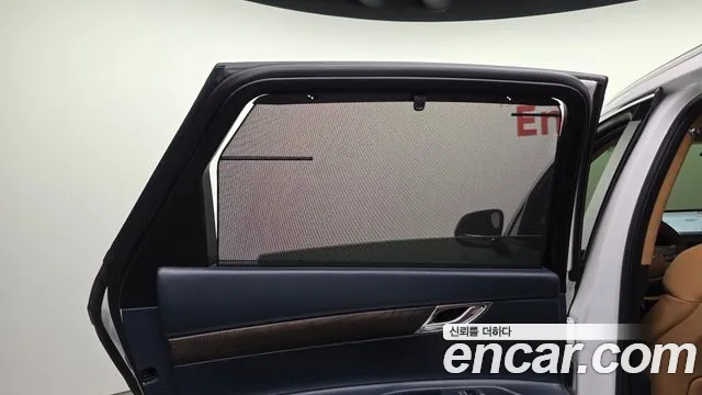 Genesis GV80 — Фото автомобиля 25