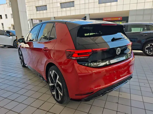 Volkswagen Volkswagen ID.3 2026 Smart Edition Ultimate GTX Package — Фото автомобиля 6
