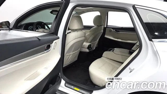 Hyundai Grandeur — Фото автомобиля 24