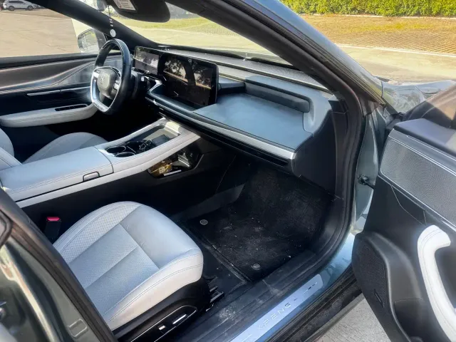 Xpeng P7 — Фото автомобиля 6