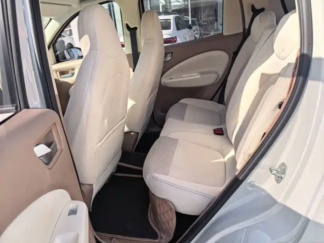 Wuling Hongguang Mini EV — Фото автомобиля 18