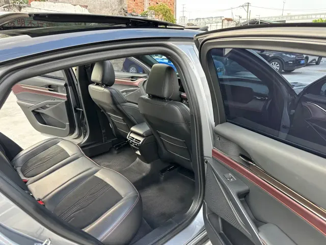 Ford Mondeo — Фото автомобиля 11