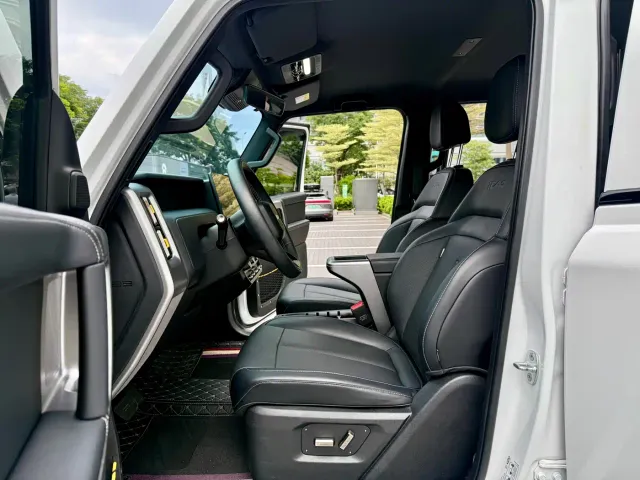 iCAR V23 — Фото автомобиля 9