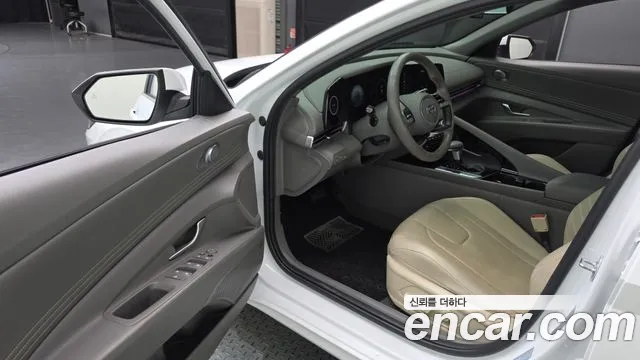 Hyundai Avante — Фото автомобиля 10