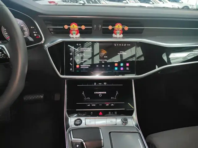 Audi A6L — Фото автомобиля 8