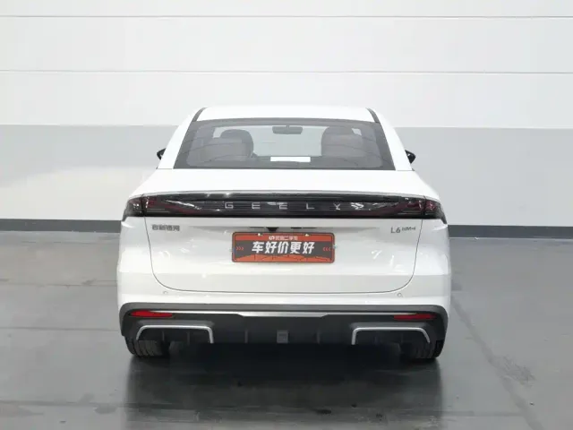 Geely Galaxy L6 — Фото автомобиля 4