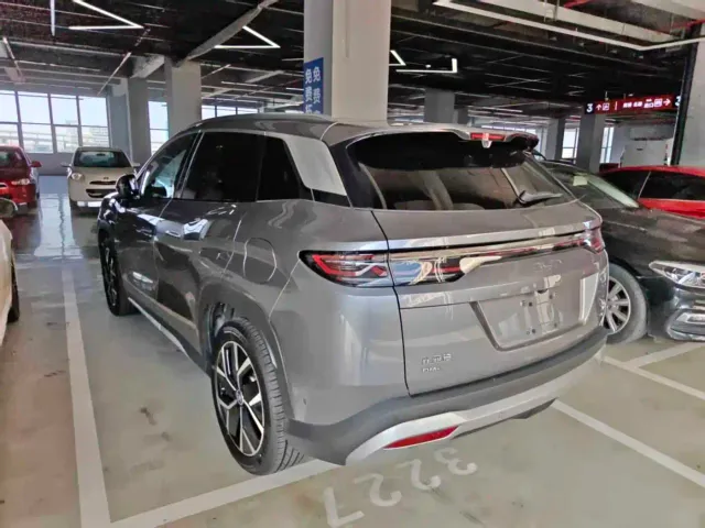 BYD Song L DM-i — Фото автомобиля 4