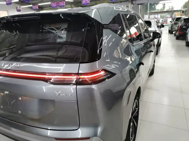 GAC Aion Y — Фото автомобиля 7