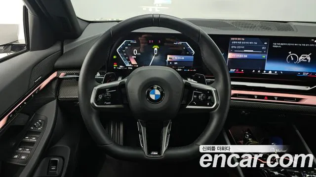 BMW 5 Series G60 — Фото автомобиля 20