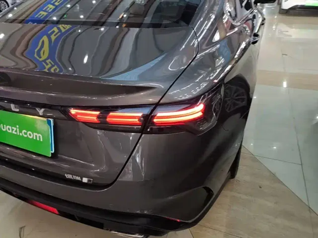 Geely Binrui — Фото автомобиля 7