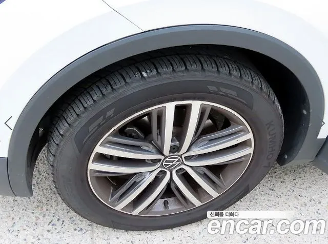 Volkswagen Tiguan — Фото автомобиля 20