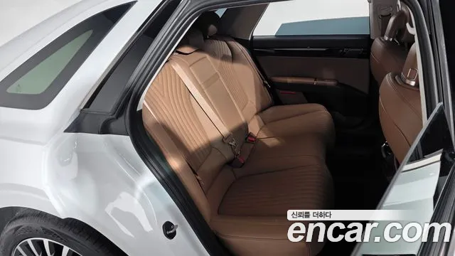 Hyundai Grandeur GN7 — Фото автомобиля 11