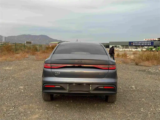 BYD Seal 05 DM-i — Фото автомобиля 5
