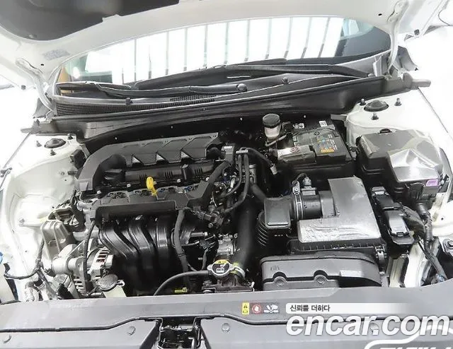 Hyundai Avante — Фото автомобиля 6