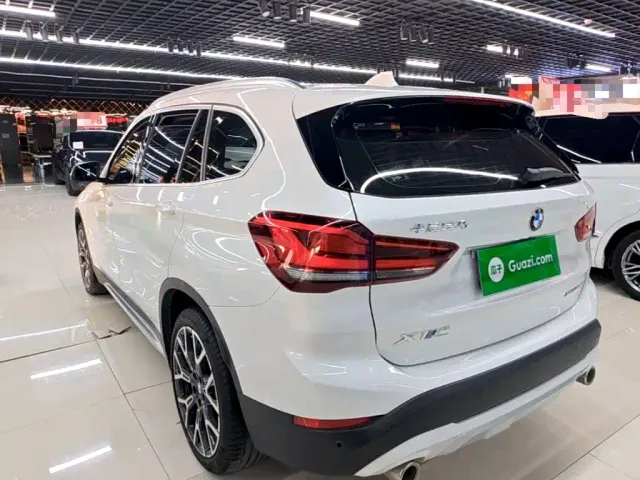 BMW X1 — Фото автомобиля 4
