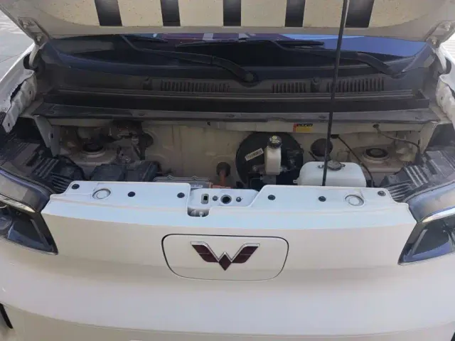 Wuling Zhiguang NEV — Фото автомобиля 10