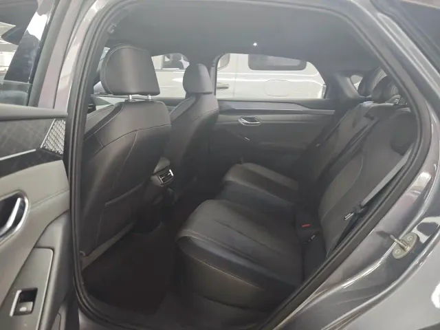 BYD Qin L — Фото автомобиля 5