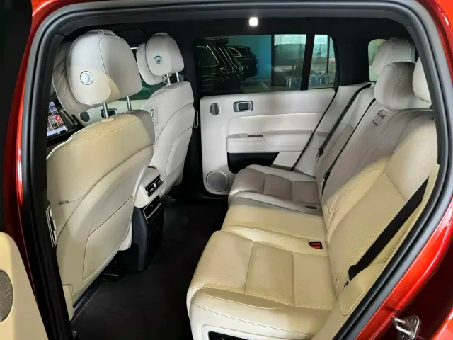 Li Auto L7 — Фото автомобиля 8