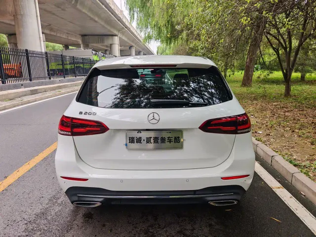 Mercedes-Benz B-Class — Фото автомобиля 13