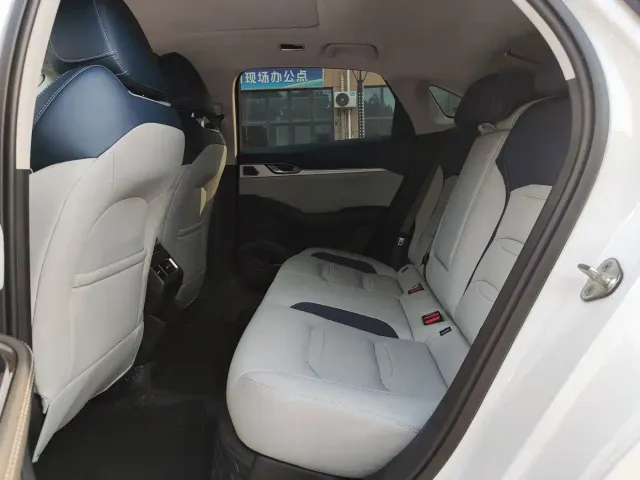 Geely Xingrui — Фото автомобиля 11