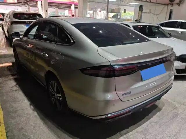 Geely Galaxy Stellar 6 — Фото автомобиля 4