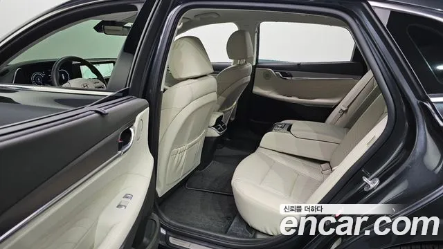 Hyundai Grandeur New — Фото автомобиля 18