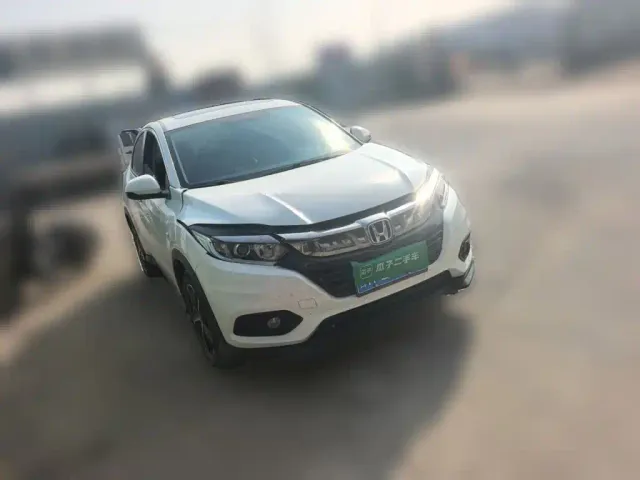 Honda Vezel — Фото автомобиля 3