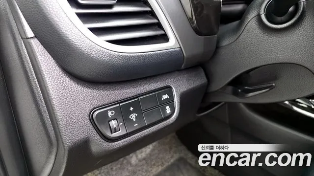 Kia Seltos Seltos Бензин 1.6 турбо 2WD — Фото автомобиля 16
