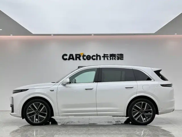 Li Auto L7 — Фото автомобиля 2