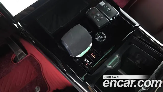 Land Rover Range Rover Sport — Фото автомобиля 9
