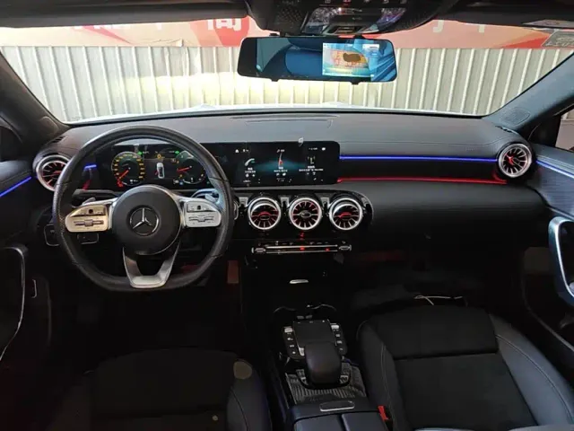 Mercedes-Benz A-Class — Фото автомобиля 9