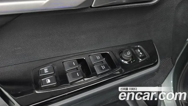 KG_Mobility_Ssangyong Torres Новый Torres Бензин 1.5 4WD — Фото автомобиля 26