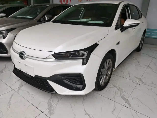 Фотография автомобиля — GAC Aion S